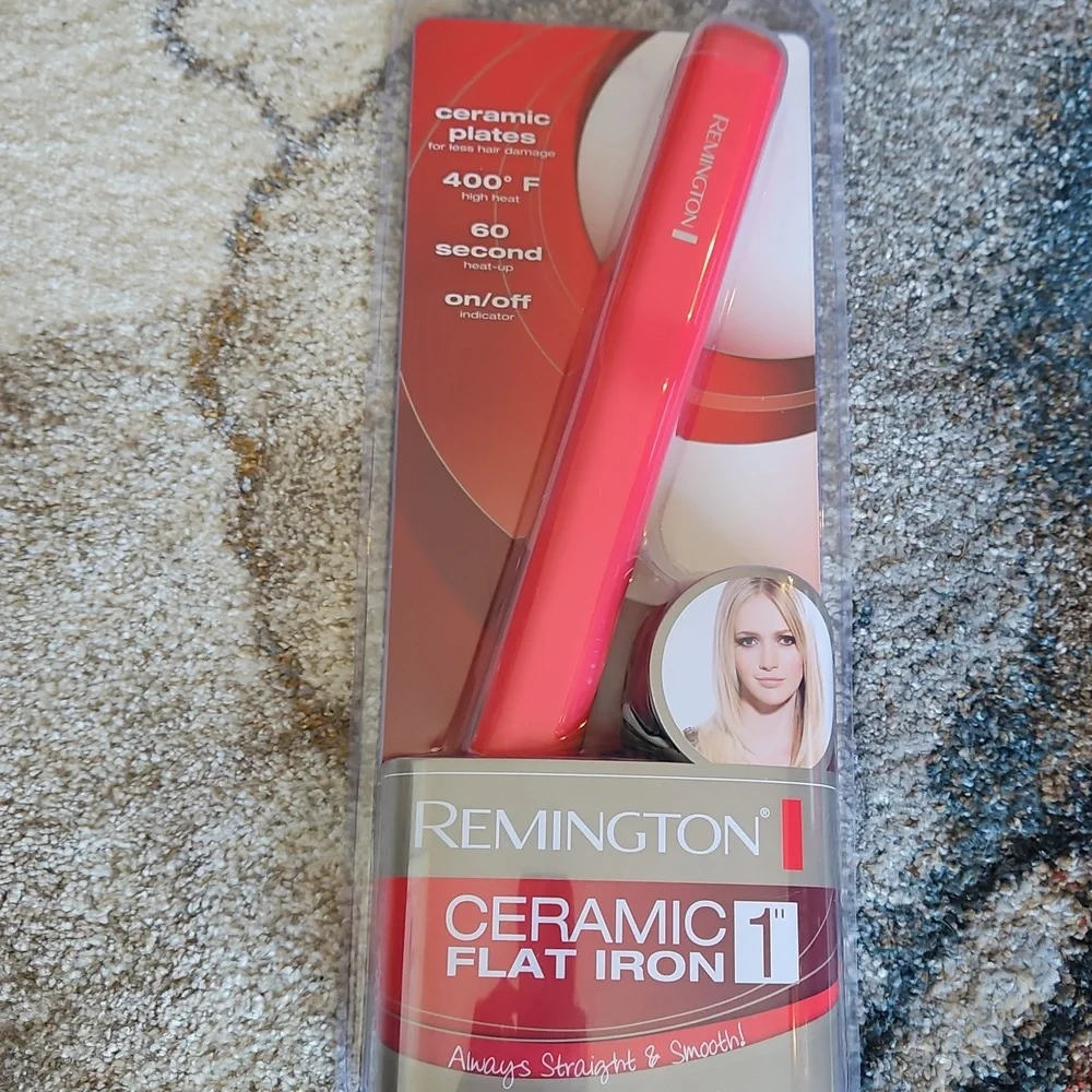 $45 Brand New Remington Ceramic Iron